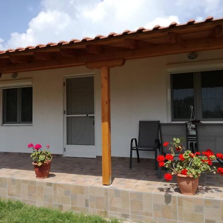 Villa Alexandra'S Houses à Toroni Extérieur photo